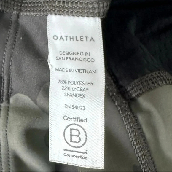 Athleta Camo Contender 7/8 Leggings - Mid-rise, Size S, 25" Inseam - Picture 8 of 8